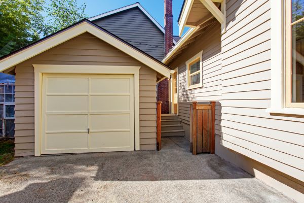Garage Siding Replacement in West Bend