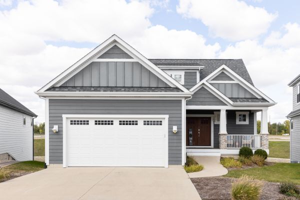 Cost of Fiber Siding Installation in West Bend